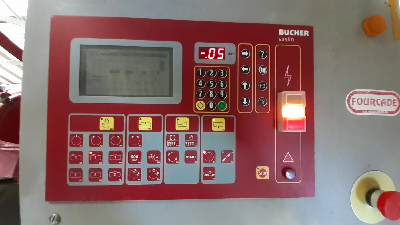Presa XPert 100 Bucher Vaslin